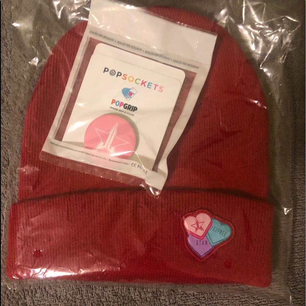 Limited JS items. Sold in V-Day Mystery Box.